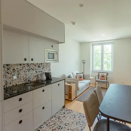 Trindade 19 - 2c Tinta Miuda Apartamento